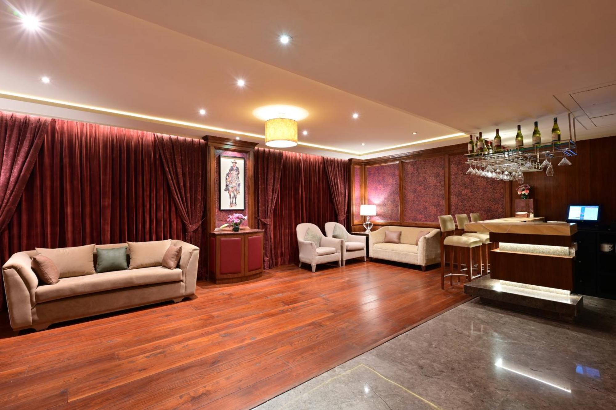 Clarens Hotel Gurgaon Exterior foto