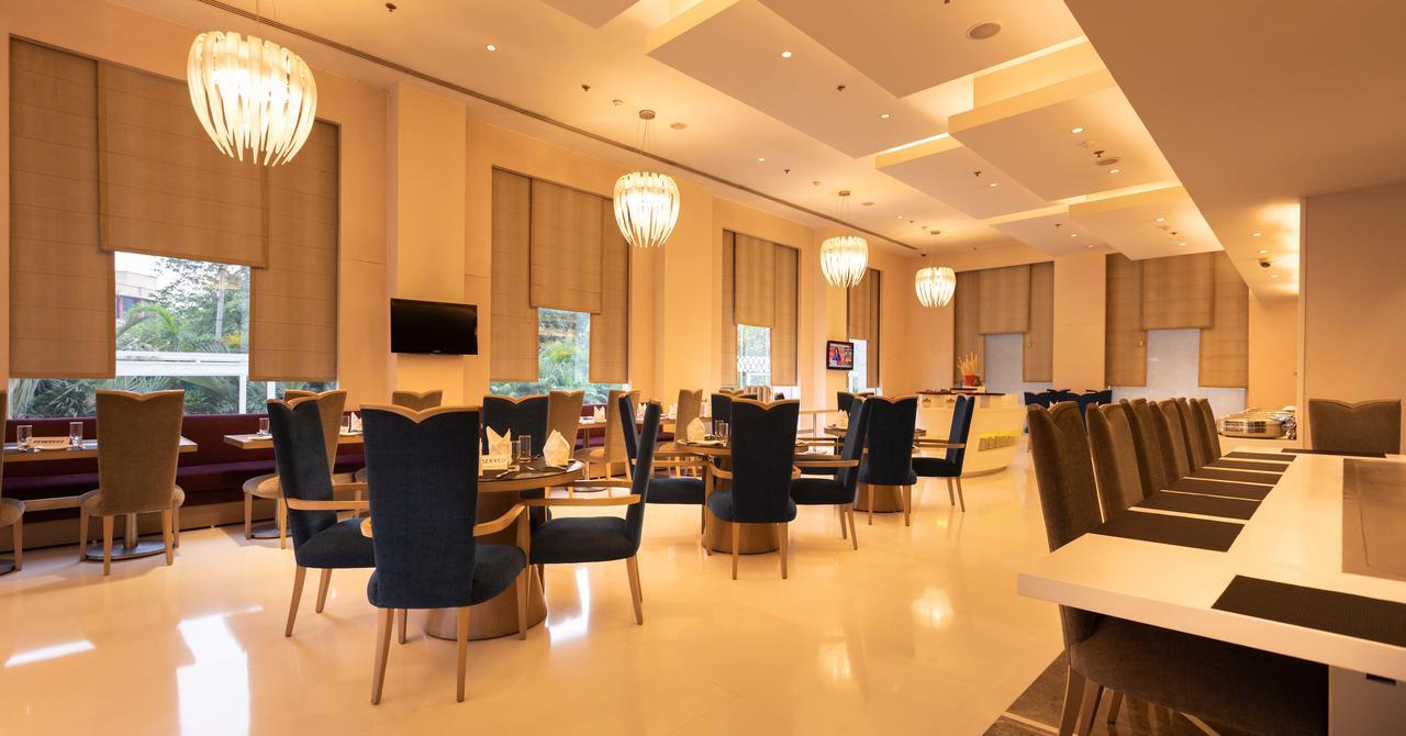 Clarens Hotel Gurgaon Exterior foto